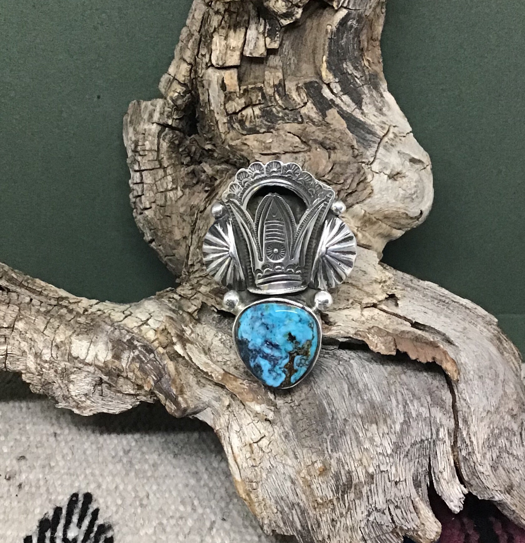 Very Rare Vintage Navajo Native American Jewelry jewelry Blue Diamond Turquoise Sterling Silver Bracelet Very Rare Vintage Navajo Native American Jewelry jewelry Blue Diamond Turquoise Sterling Silver Bracelet